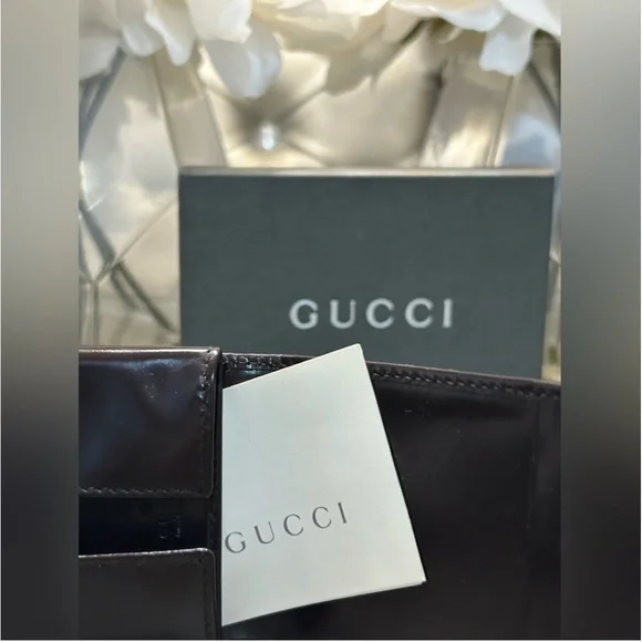 GUCCI *KEY HOLDER & WALLET Unisex w/ box LIKE NEW Burgundy color